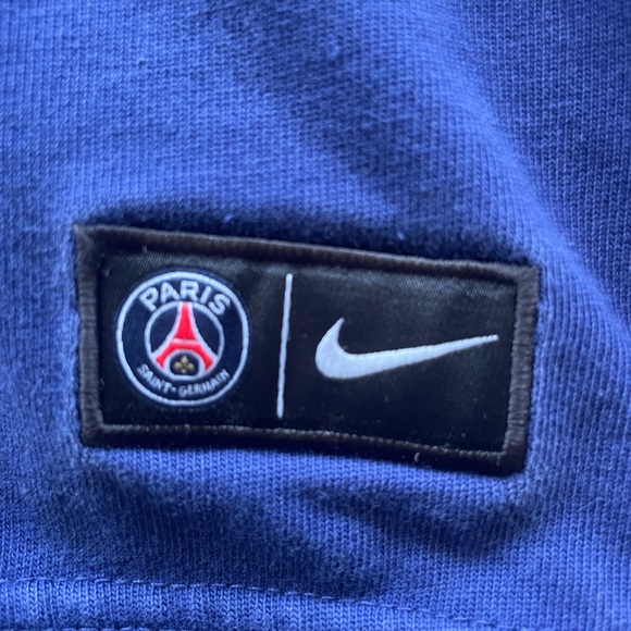 Official Nike x psg (paris st germain) sweater - Picture 2 of 2